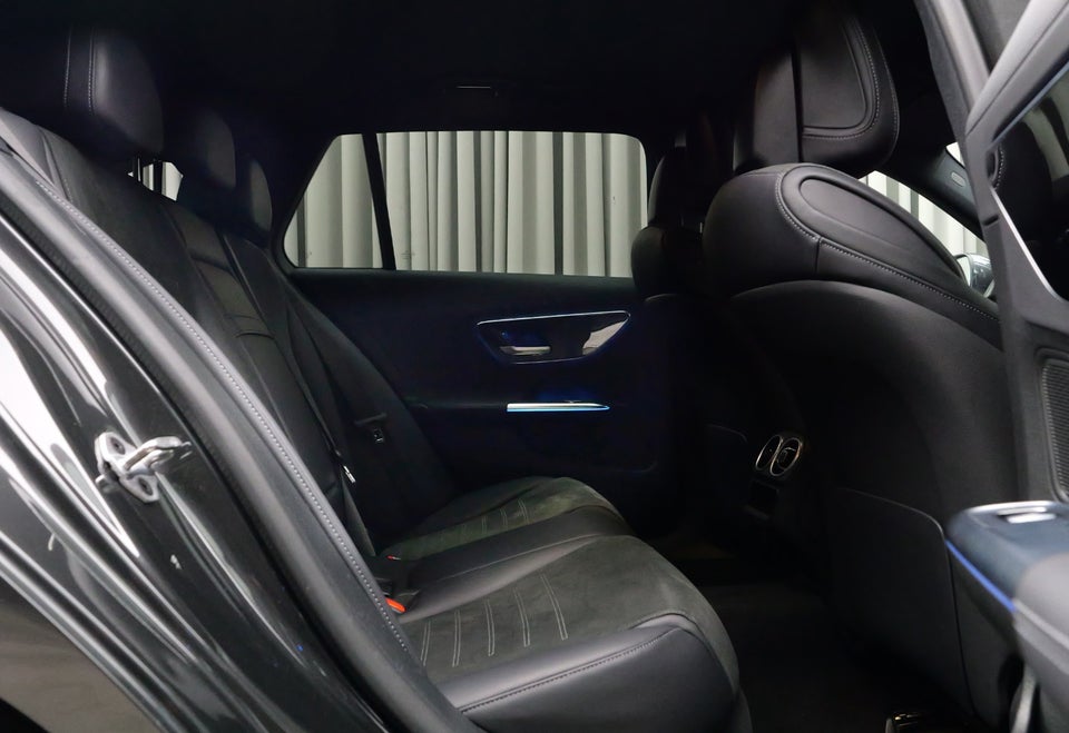 Mercedes C300 e 2,0 AMG Line stc. aut. 5d