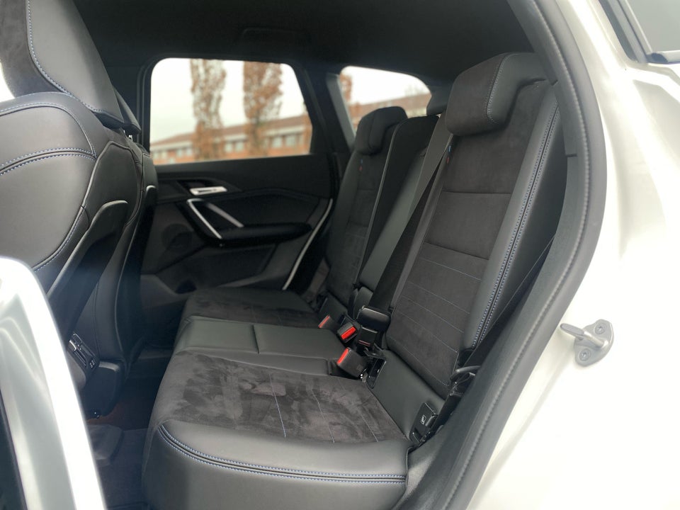 BMW iX1 eDrive20 M-Sport 5d