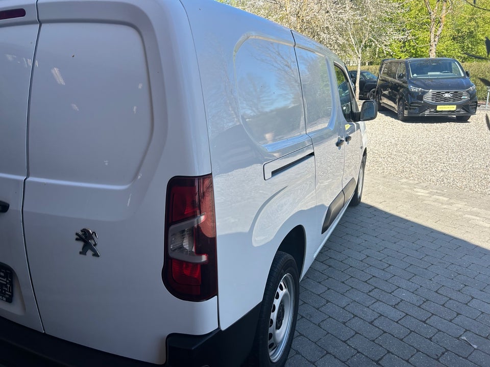 Peugeot Partner 1,5 BlueHDi 130 L2V2 Plus Van