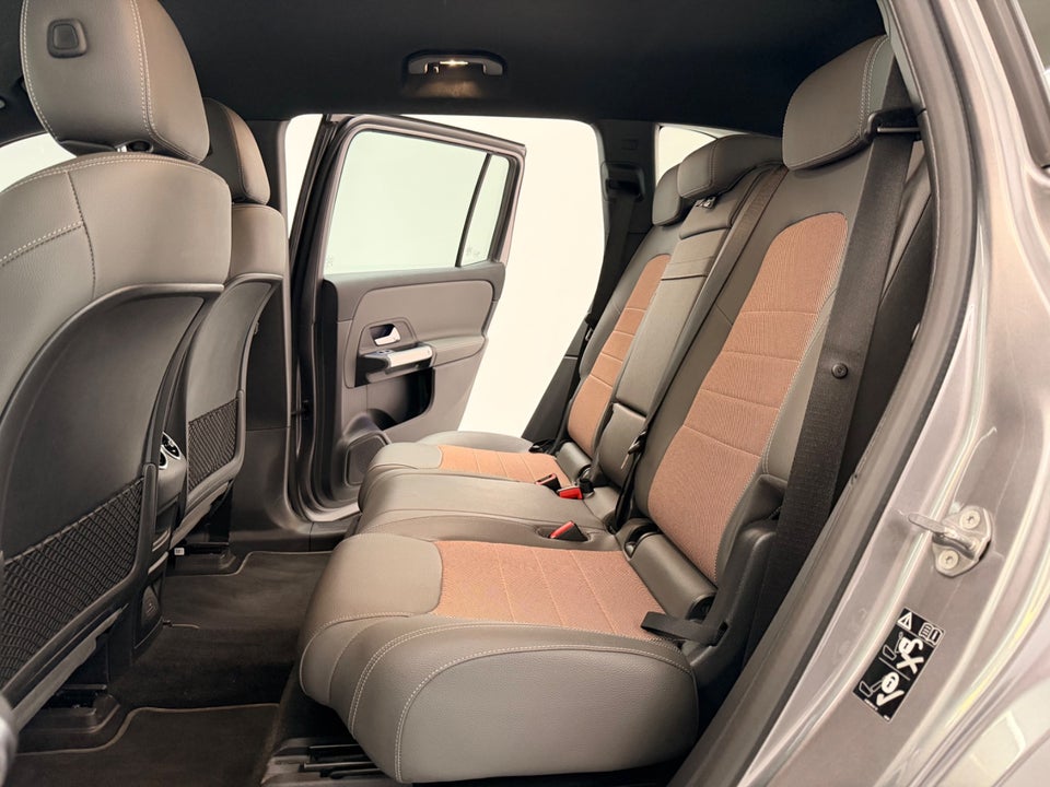 Mercedes EQB300 Progressive 4Matic 5d