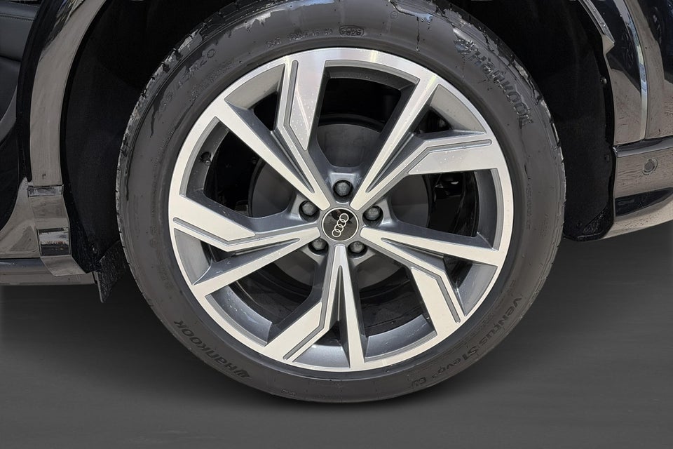 Audi Q4 e-tron performance 5d
