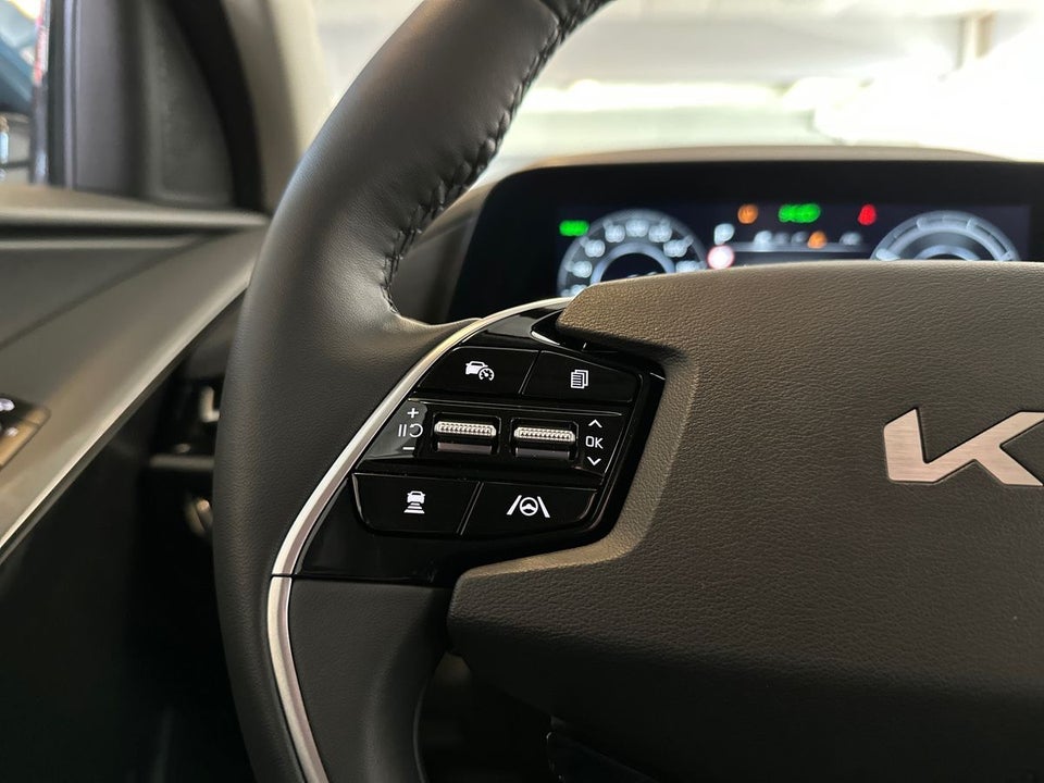 Kia Niro 64 EV Prestige 5d
