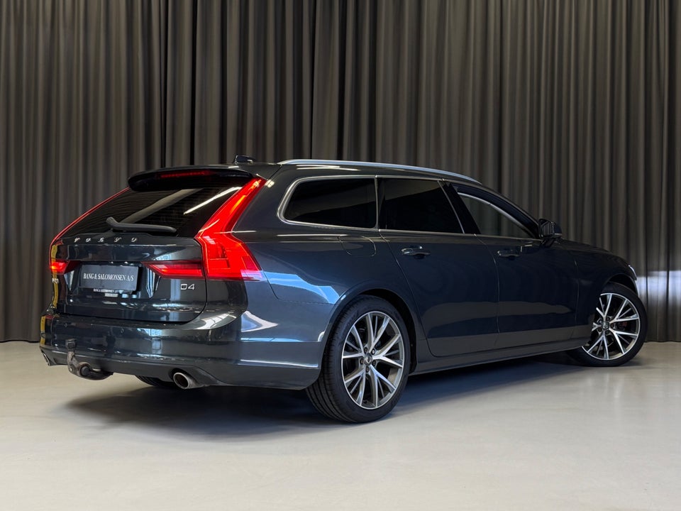Volvo V90 2,0 D4 190 Momentum aut. 5d