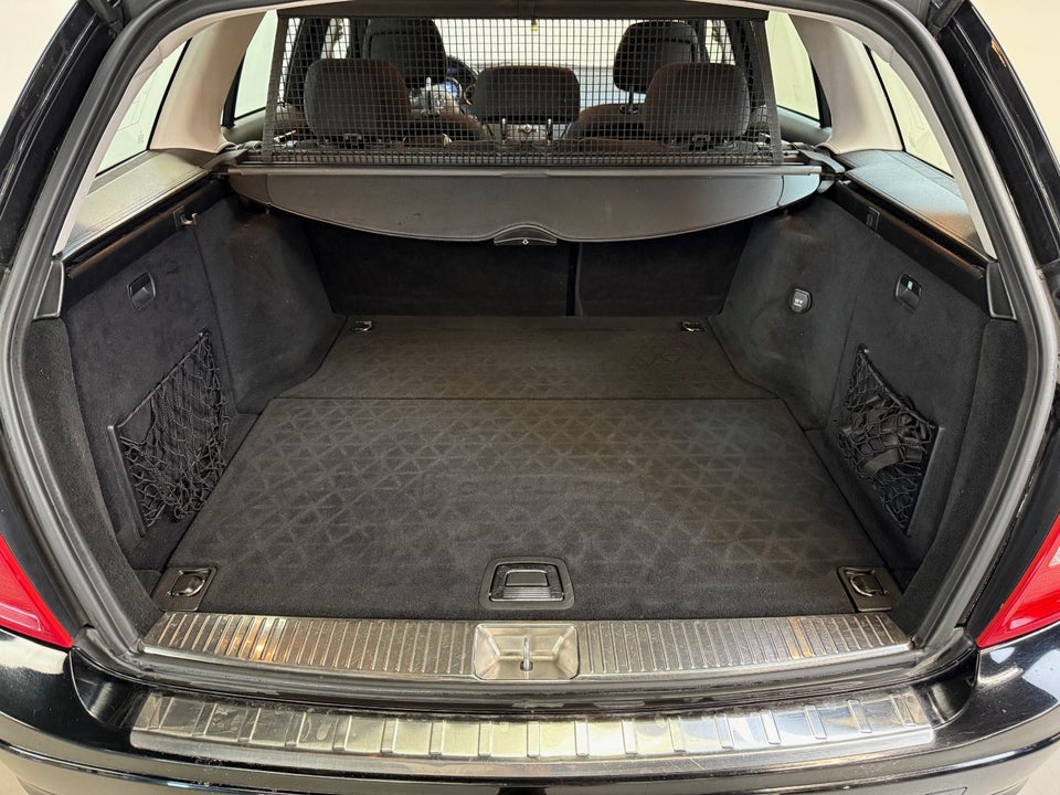 Mercedes C200 2,2 CDi Avantgarde stc. BE 5d