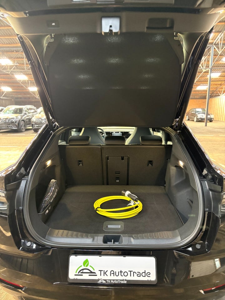 Ford Capri 79 Premium Extended Range AWD 5d