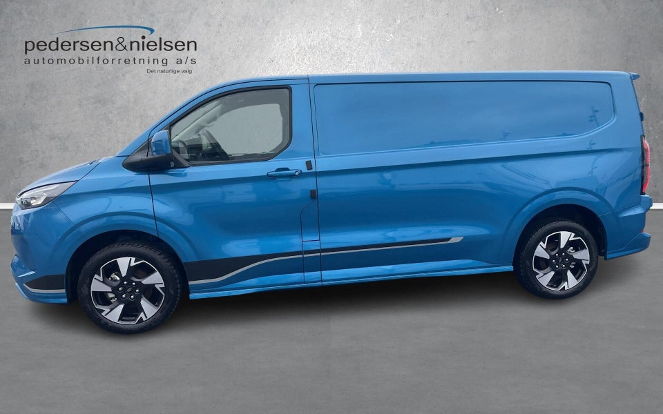 Ford E-Transit Custom 340L 64 Sport