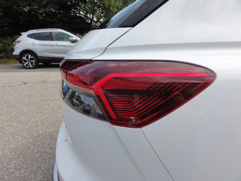 Audi Q4 e-tron 40 S-line 5d