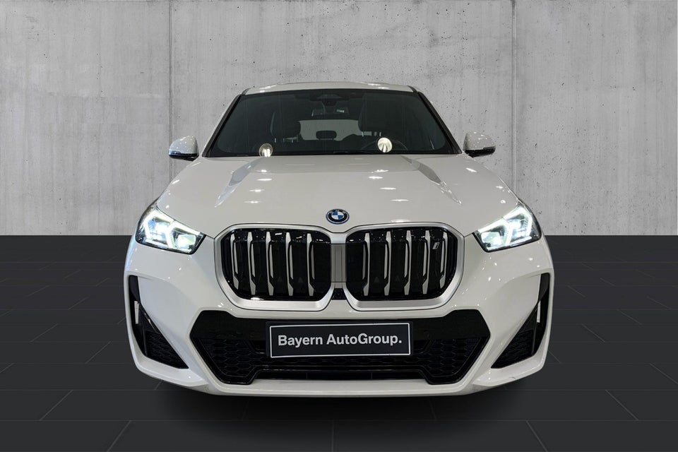 BMW iX1 xDrive30 M-Sport 5d