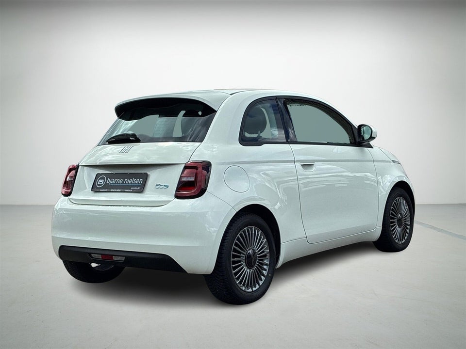 Fiat 500e 42 Icon 3d