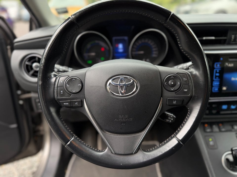 Toyota Auris 1,8 Hybrid H2 Comfort CVT 5d