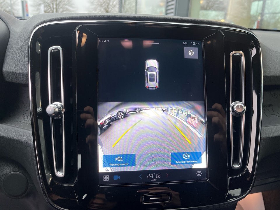 Volvo XC40 ReCharge Extended Range Core 5d