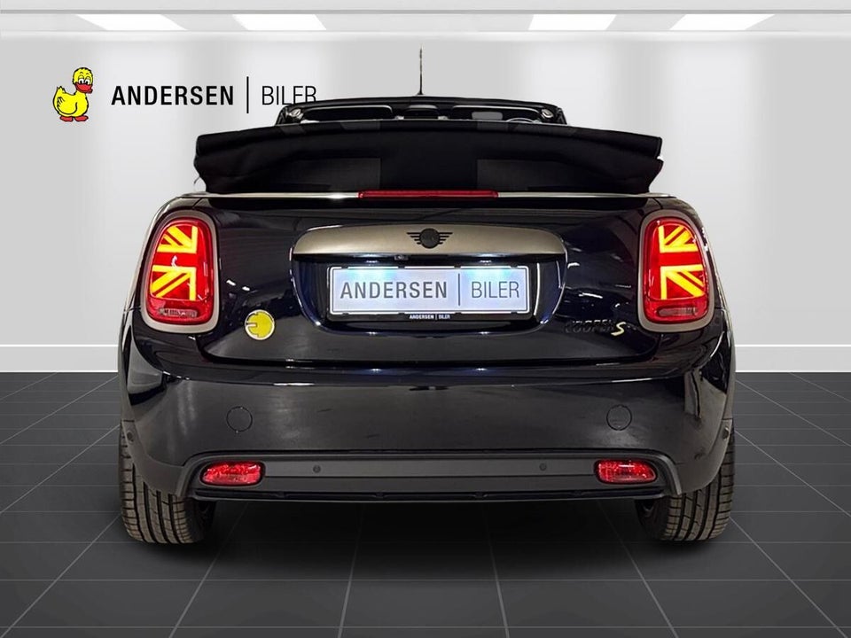 MINI Cooper SE Cabriolet 2d