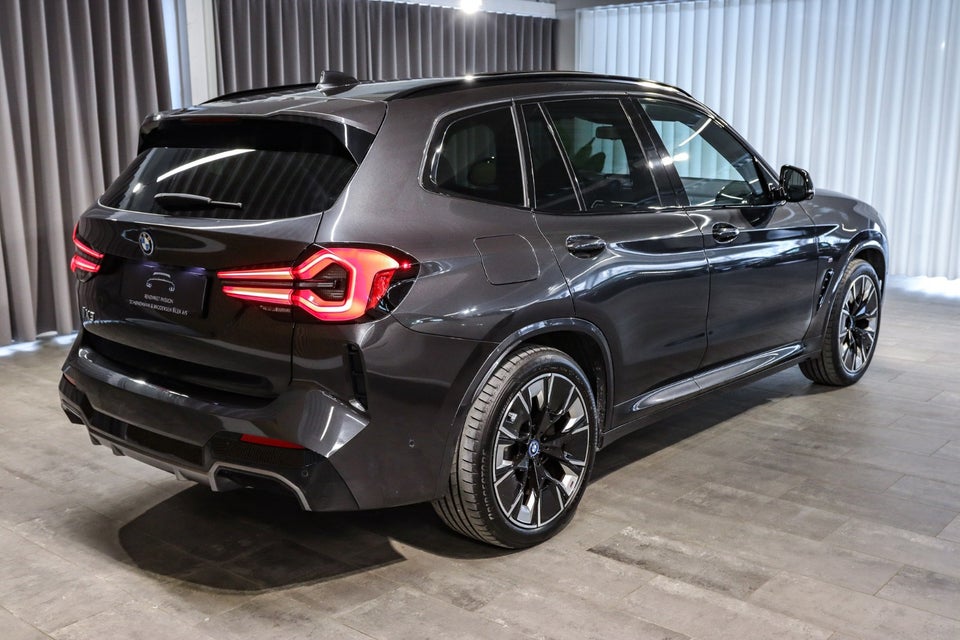 BMW iX3 Charged Plus M-Sport 5d