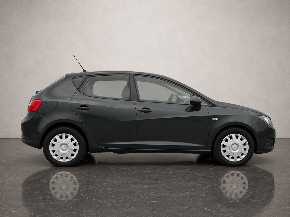 Seat Ibiza 1,4 16V 85 Reference 5d
