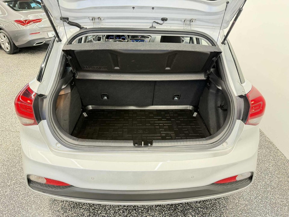 Hyundai i20 1,0 T-GDi Value Edition DCT 5d