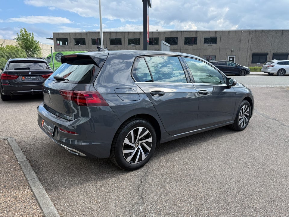 VW Golf VIII 1,4 eHybrid DSG 5d