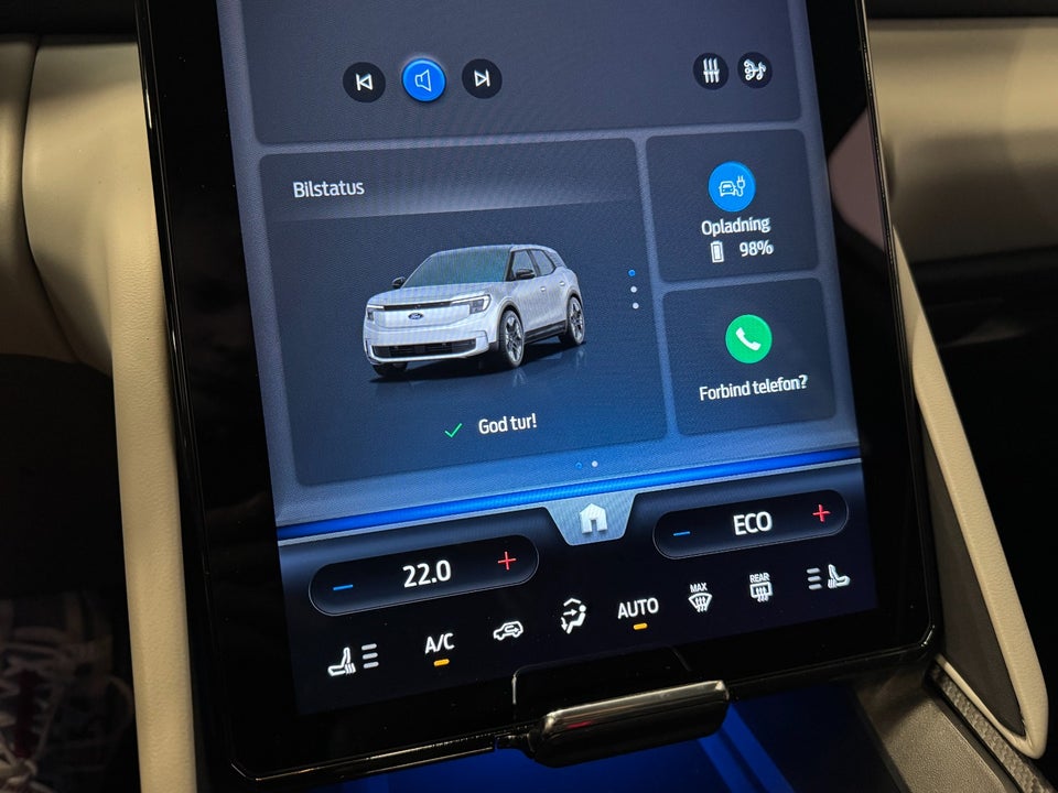 Ford Explorer 77 Premium Extended Range 5d