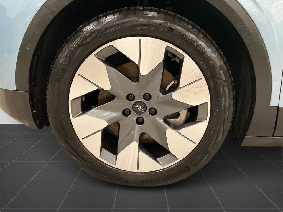 Ford Explorer 82 Premium Extended Range 5d