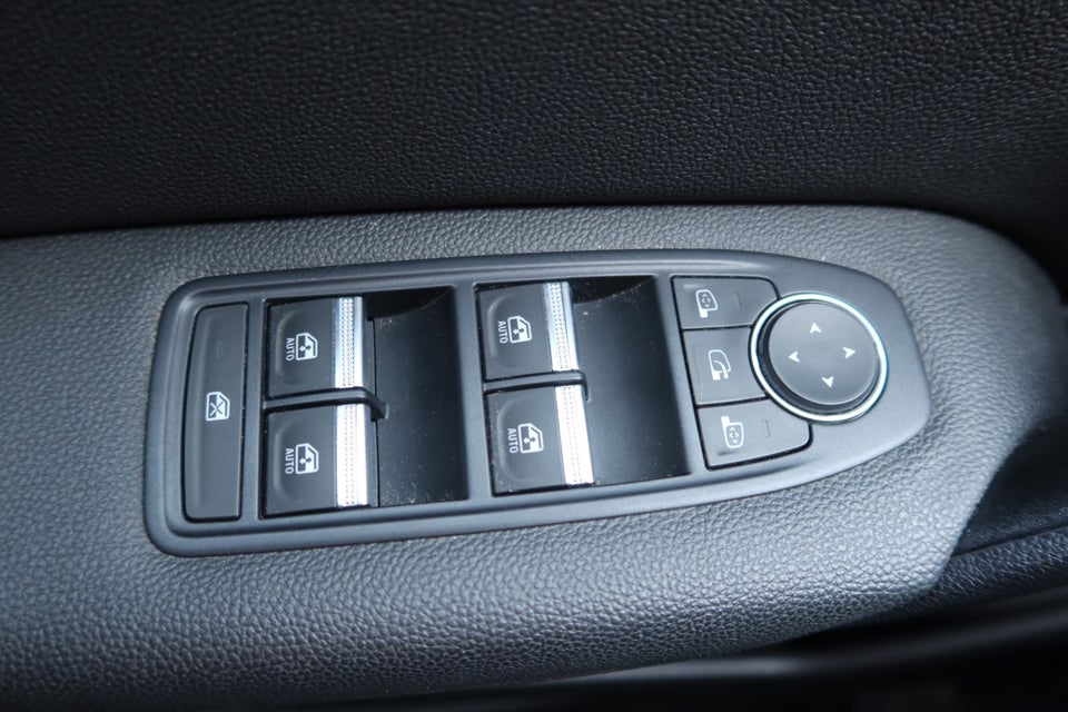 Renault Captur 1,6 E-Tech Intens 5d