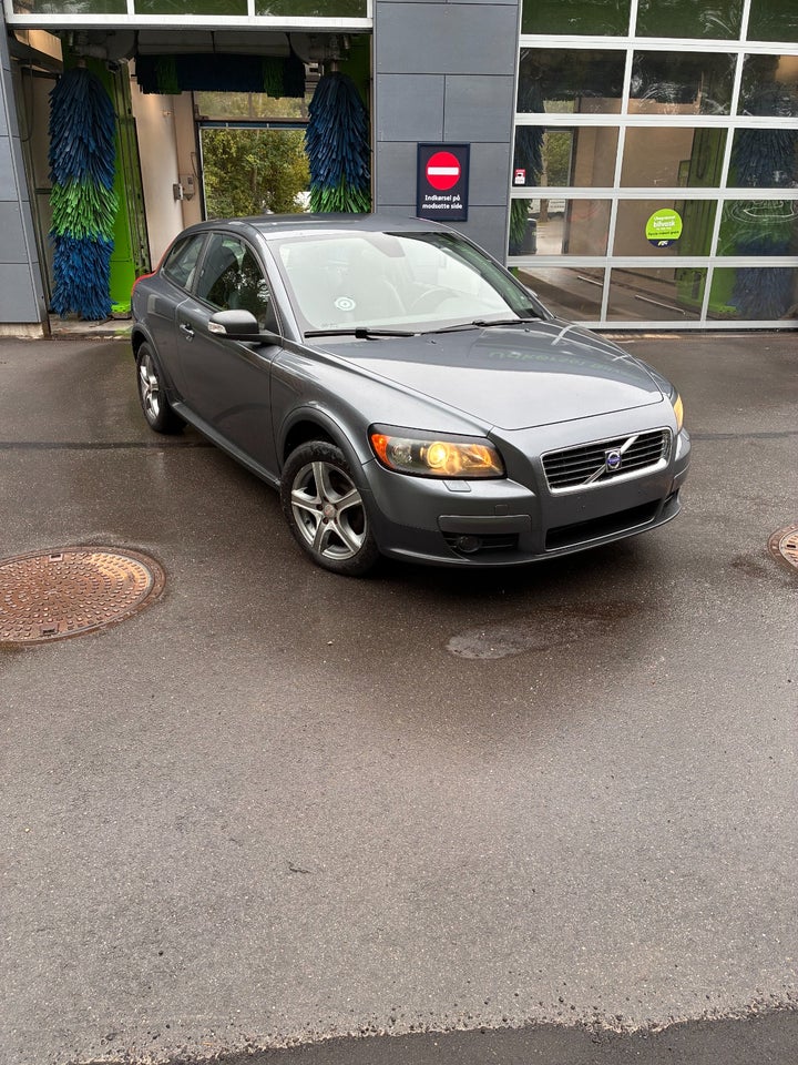 Volvo C30 1,6 Celebration 3d