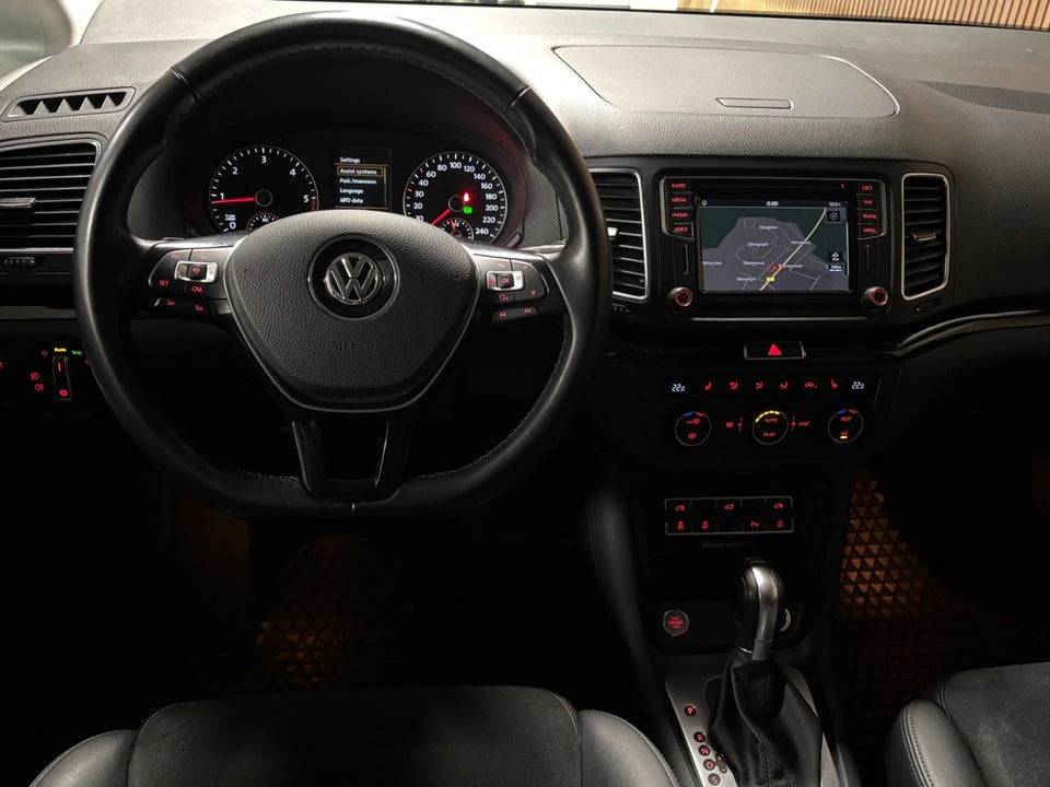 VW Sharan 2,0 TDi 184 Highlline DSG 7prs 5d