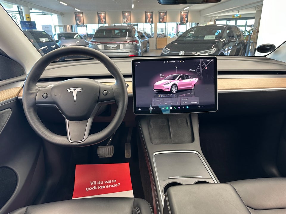 Tesla Model Y Long Range AWD 5d