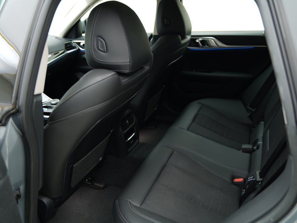 BMW i4 eDrive40 Charged Plus 5d