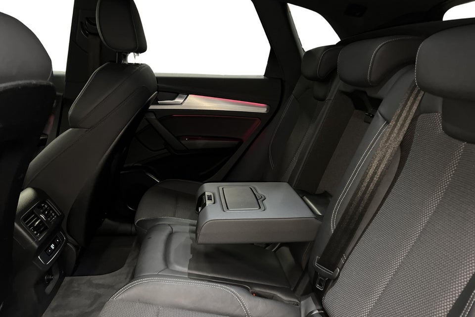 Audi Q5 50 TFSi e S-line quattro S-tr. 5d