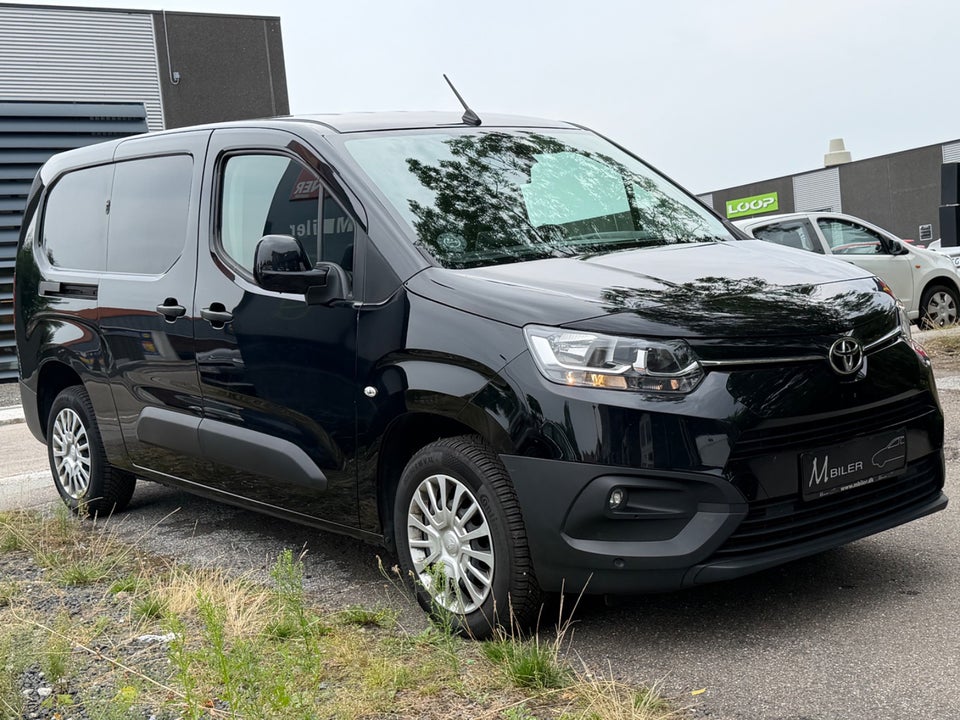 Toyota ProAce City 1,5 D 102 Long Comfort Master