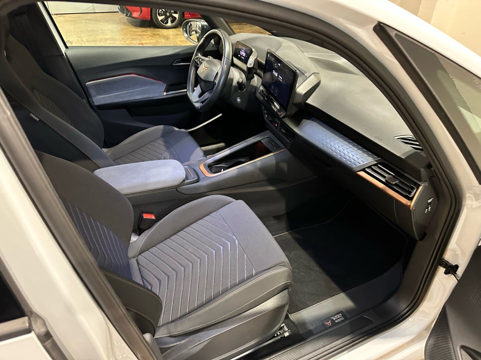 Cupra Born 58 High 5d