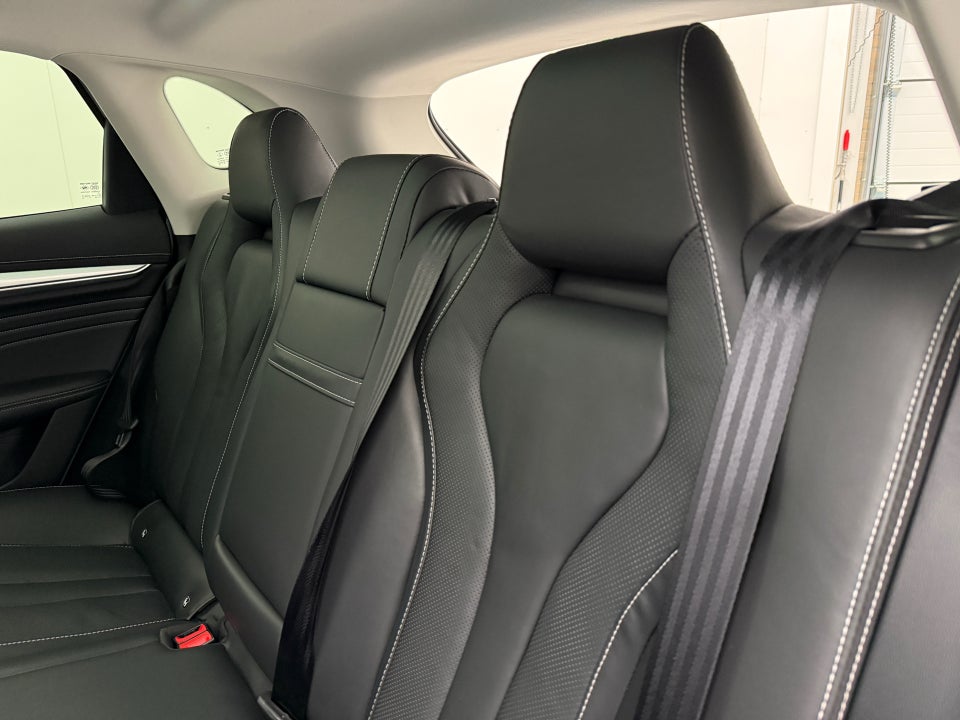 MG Marvel R Luxury 5d