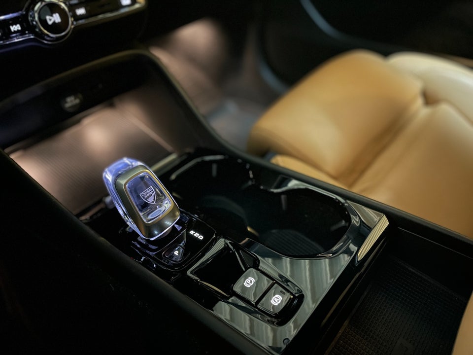 Volvo XC40 1,5 T5 ReCharge Inscription aut. 5d