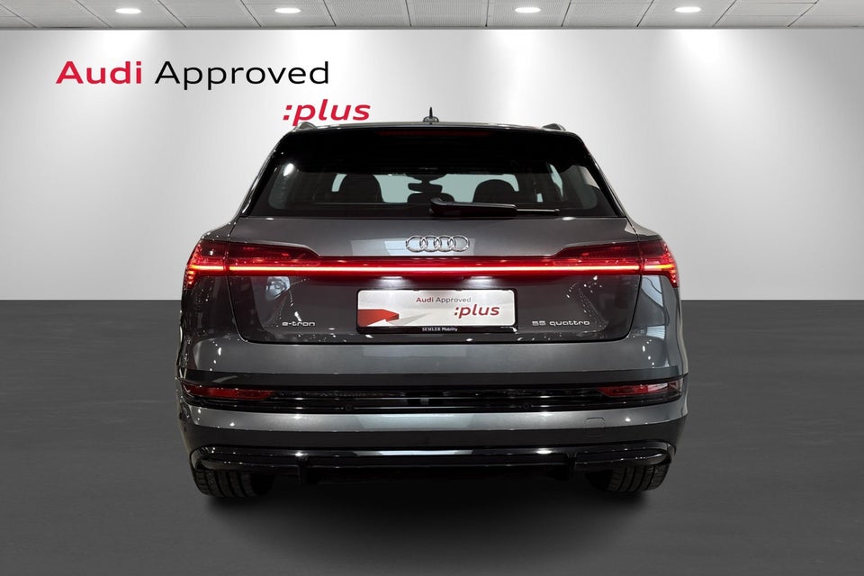 Audi e-tron 55 S-line quattro 5d