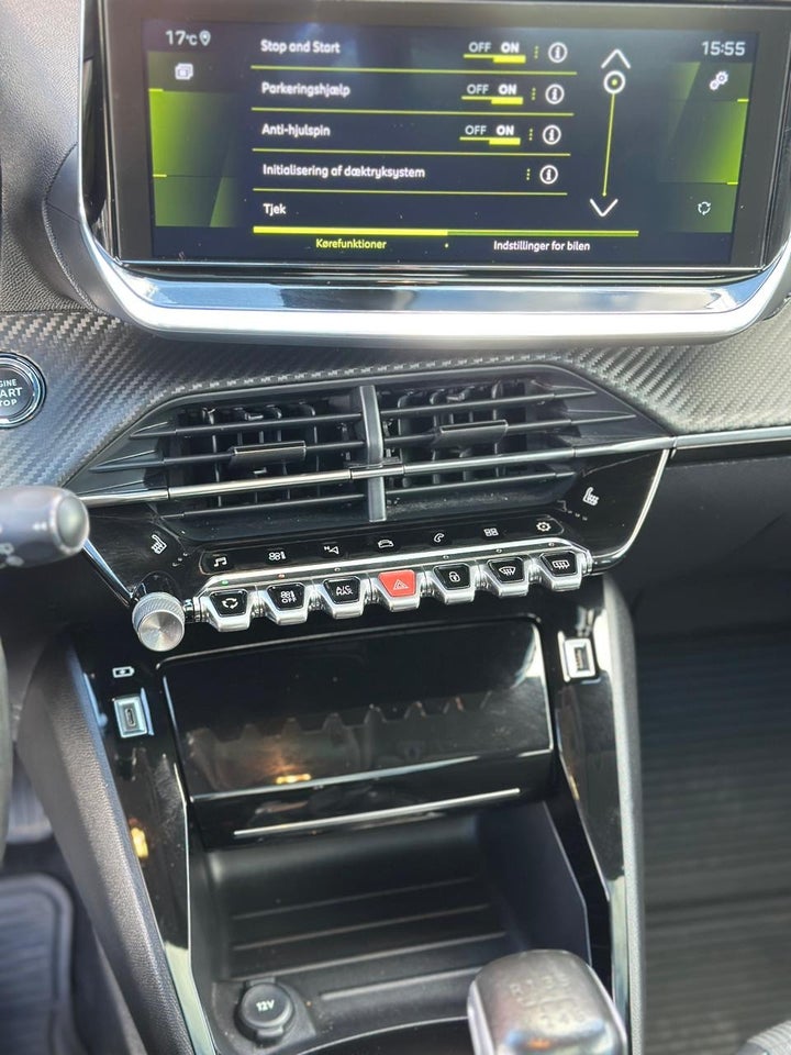 Peugeot 208 1,5 BlueHDi 100 Allure Sky 5d