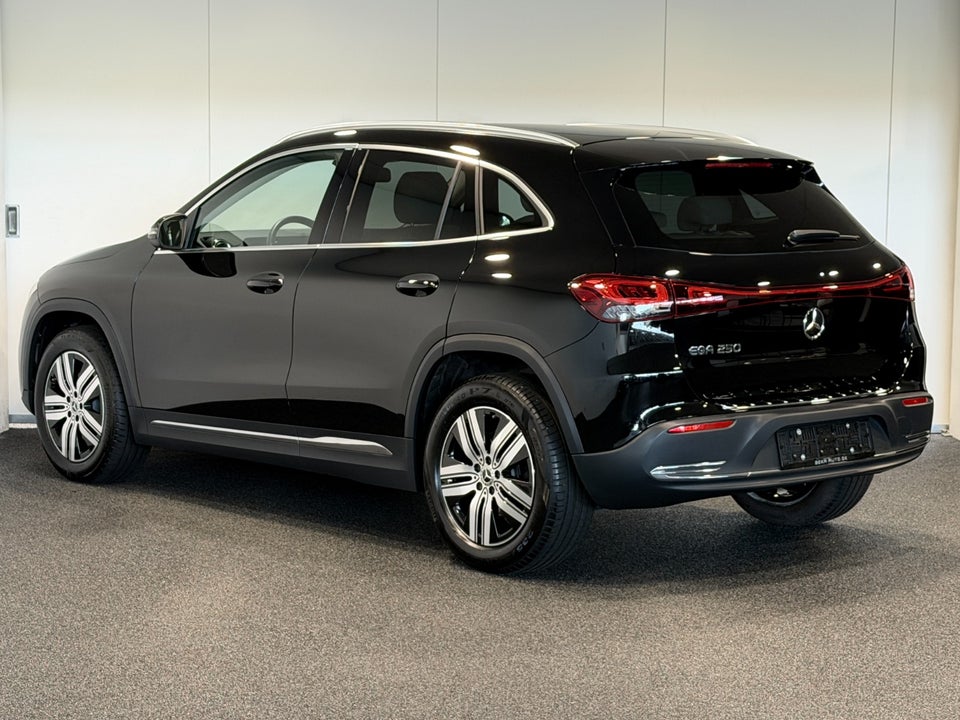 Mercedes EQA250 Progressive 5d