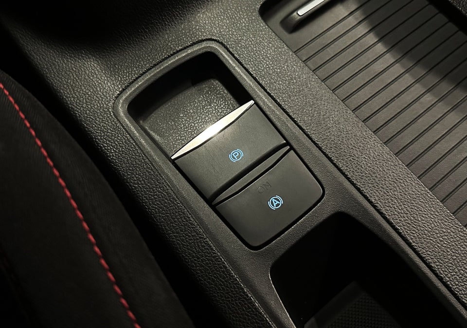 Ford Focus 1,0 EcoBoost ST-Line stc. 5d
