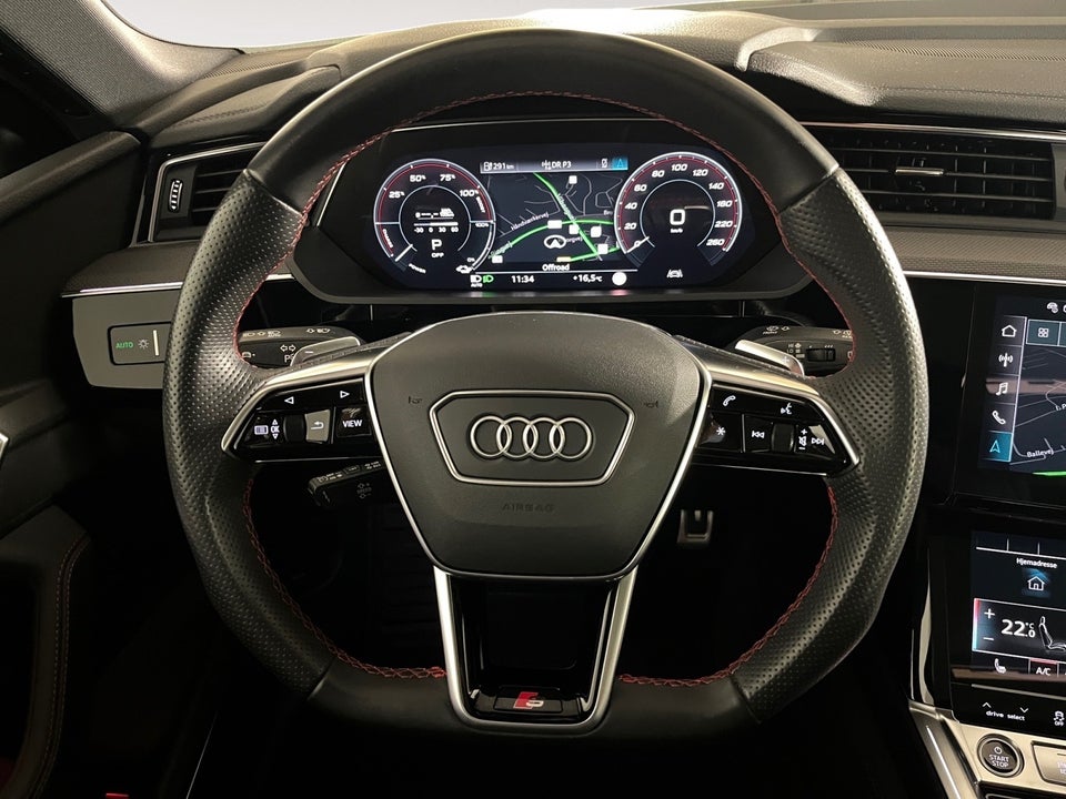 Audi Q8 e-tron 50 S-line quattro 5d