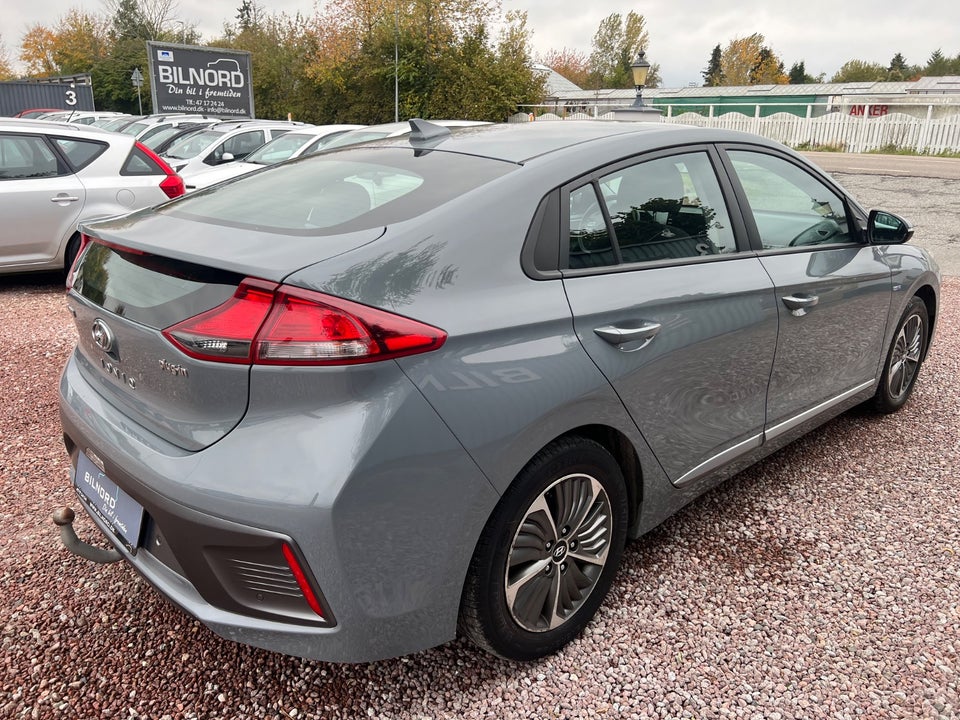 Hyundai Ioniq 1,6 PHEV Trend DCT 5d