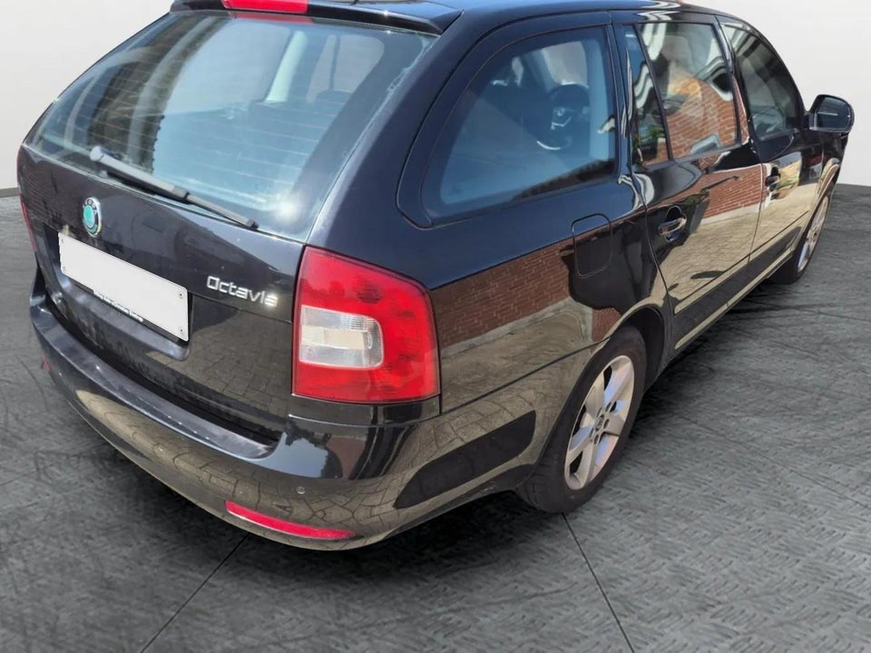 Skoda Octavia 1,4 TSi 122 Elegance Combi GreenT 5d