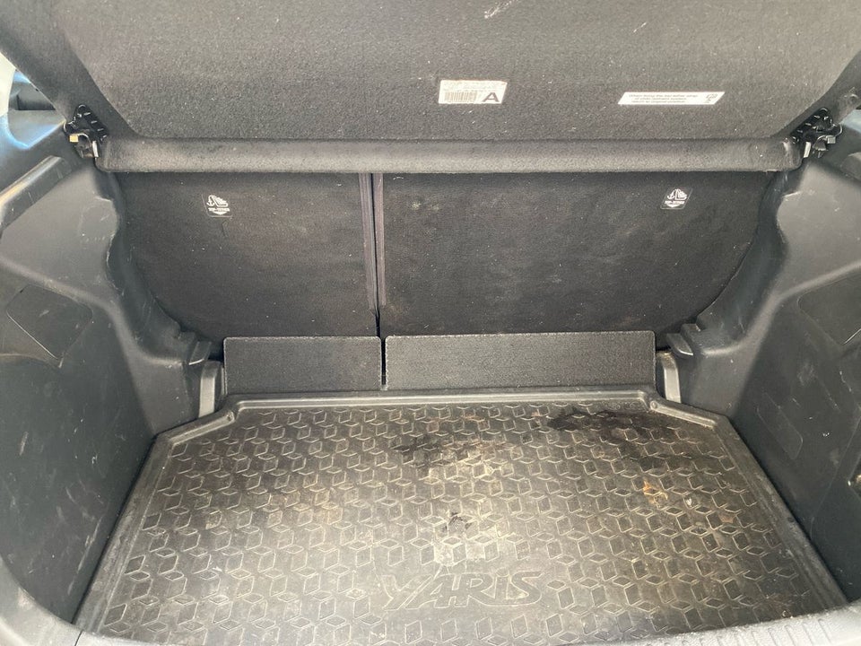 Toyota Yaris 1,0 Essential Comfort 5d