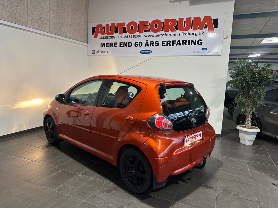 Toyota Aygo 1,0 VVT-i T2 Air Spice Edition 5d