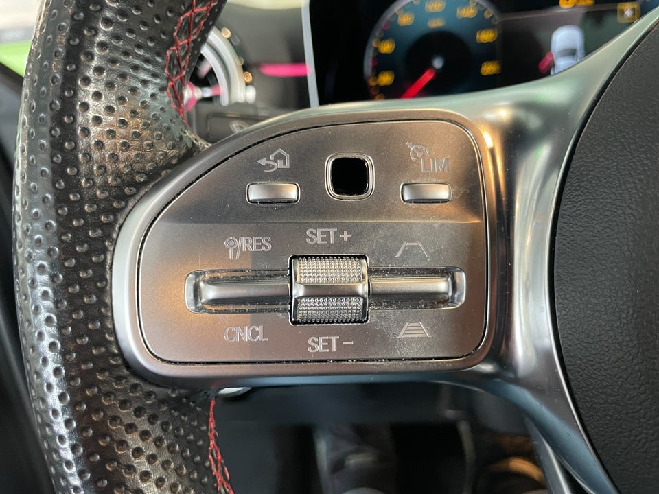 Mercedes A200 1,3 AMG Line aut. 4d