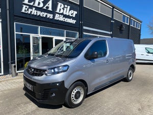 Opel Vivaro, modelår 2024, 67,000 km