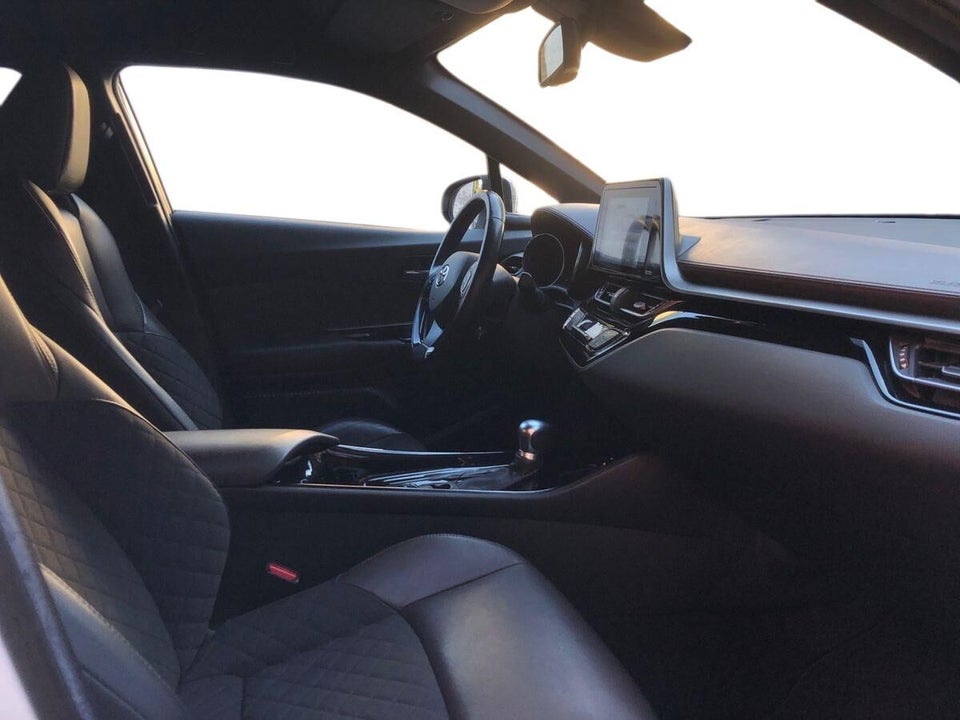 Toyota C-HR 1,8 Hybrid C-HIC CVT 5d