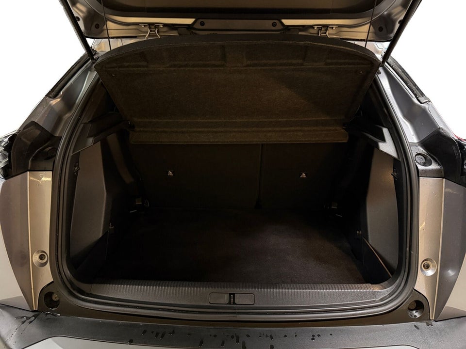 Peugeot e-2008 50 Allure 5d