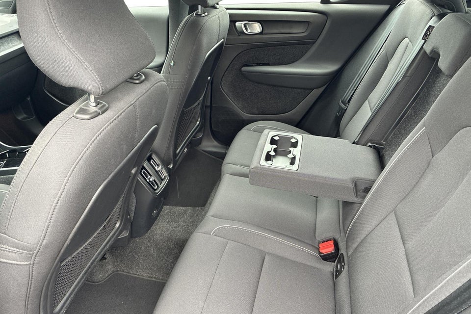 Volvo XC40 ReCharge Extended Range Core 5d
