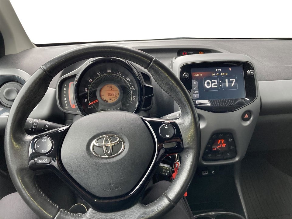 Toyota Aygo 1,0 VVT-i x-pression 5d