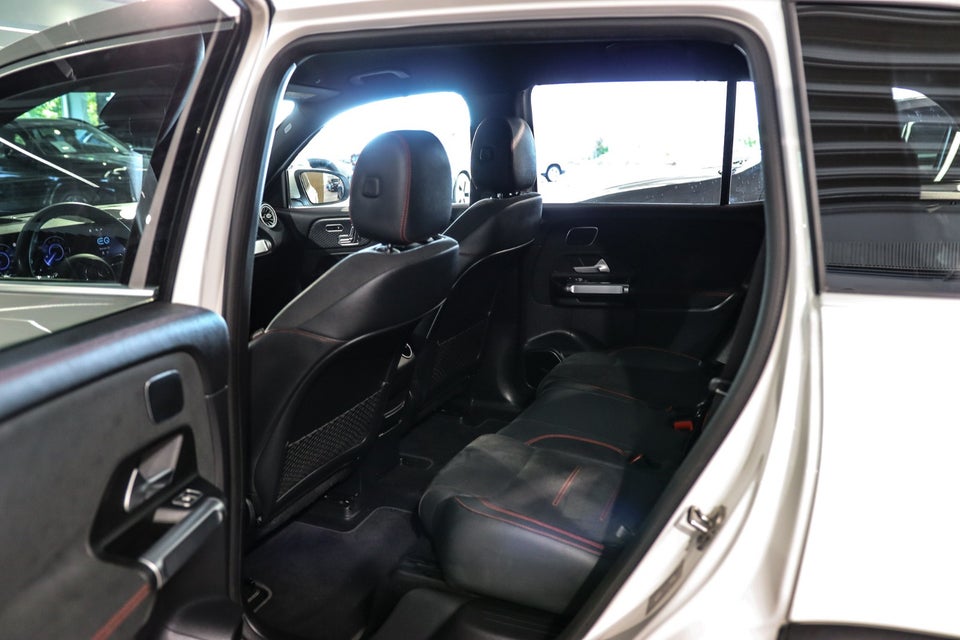 Mercedes EQB300 AMG Premium 4Matic 5d