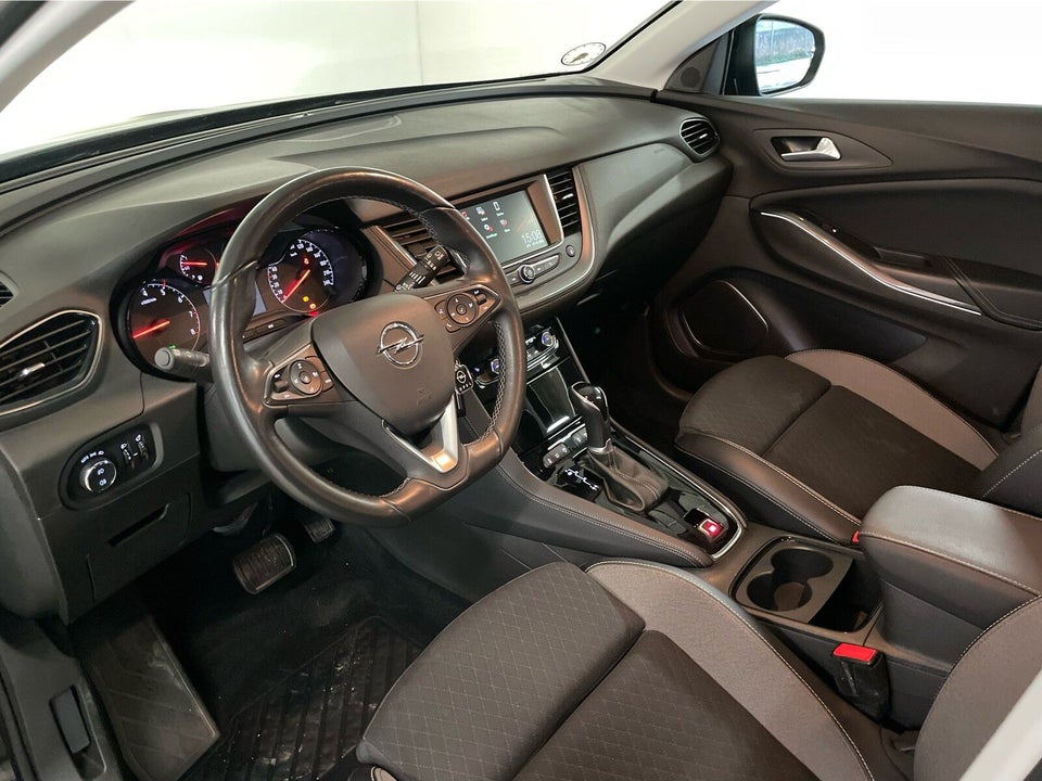 Opel Grandland X 1,5 CDTi 130 Elegance aut. 5d
