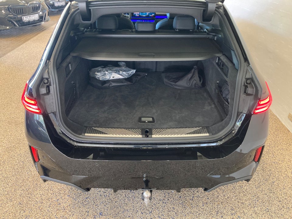 BMW i5 eDrive40 Touring Fully Charged M-Sport 5d